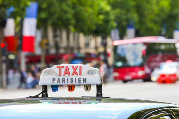 Taxis parisiens : une nouvelle aide financière