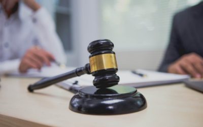 Avocat : vers qui se tourner en cas de désaccord sur la convention d’honoraire ?