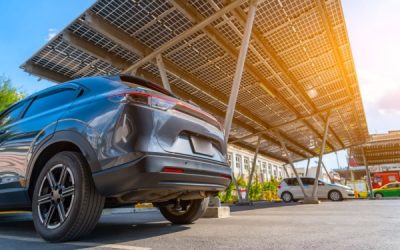 Obligations d’installation de panneaux solaires sur les parkings : précisions sur les exonérations